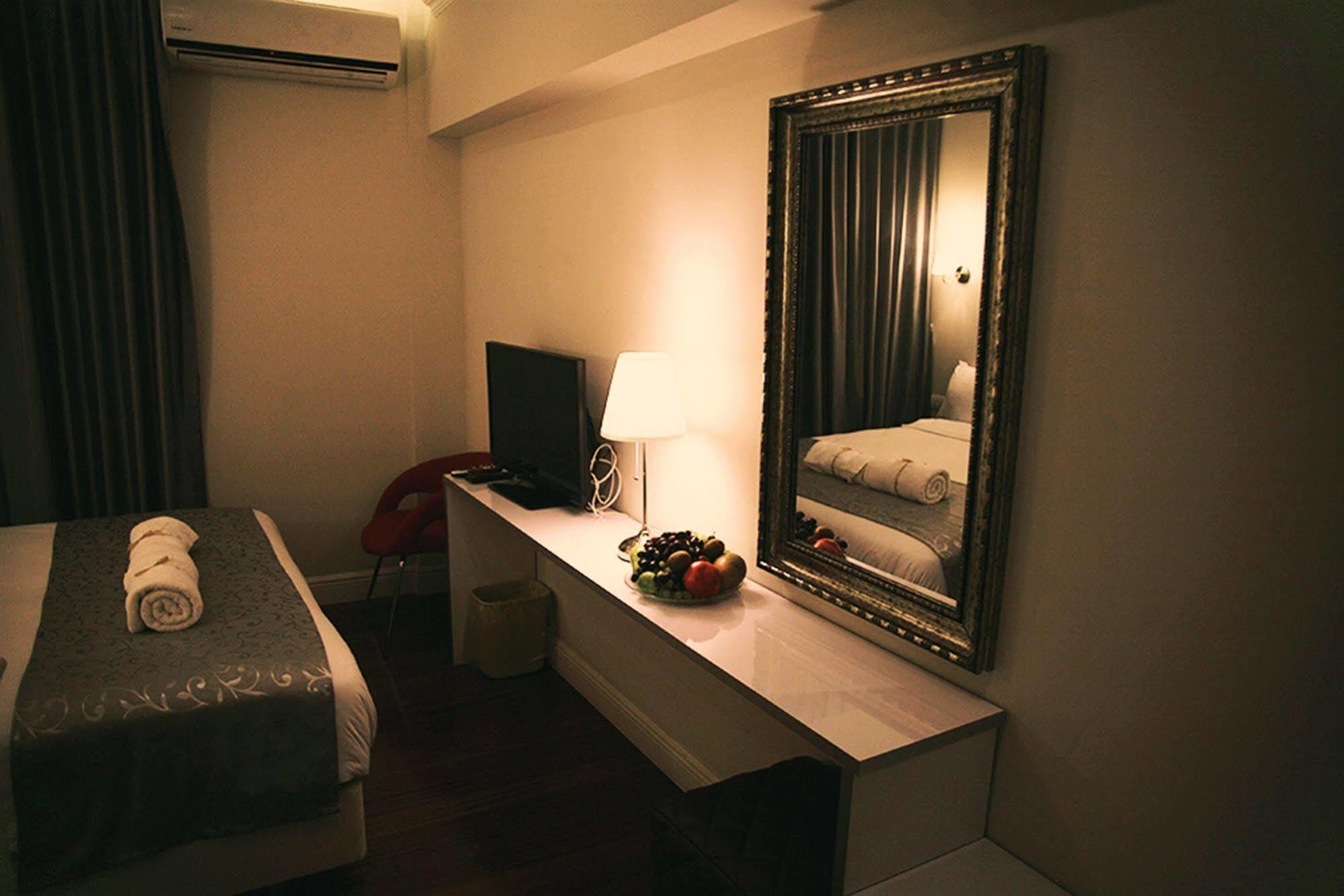 Lenis Hotel Tel Aviv Exteriör bild